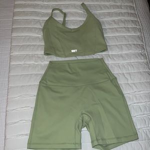 NWOT Set Active workout set Size:xs